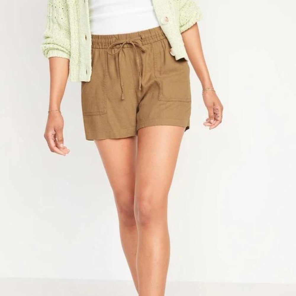 High-Waisted Linen-Blend Utility Shorts For Women -- 4-Inch Inseam - - Picture 5 of 7